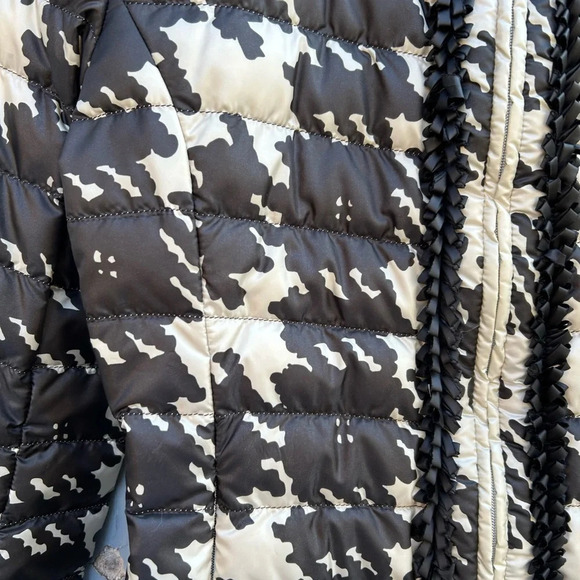 Weekend Max Mara  Quilted Jacket, size 4 - Picture 7 of 9